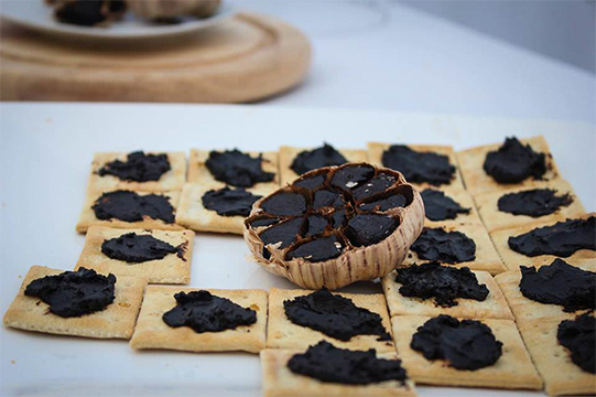 Ajo negro: "nutritivo, medicinal y gourmet"
