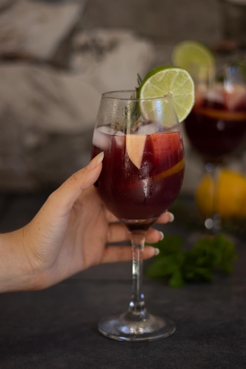 Clos Cooler y Clos Sangría: los acompañantes ideales para cualquier ocasión